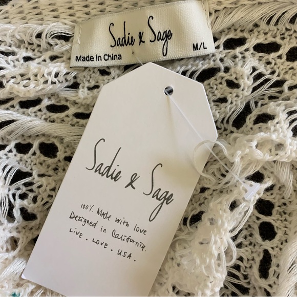 White Crochet Sleeveless Cover-Up/Duster - Picture 3 of 3